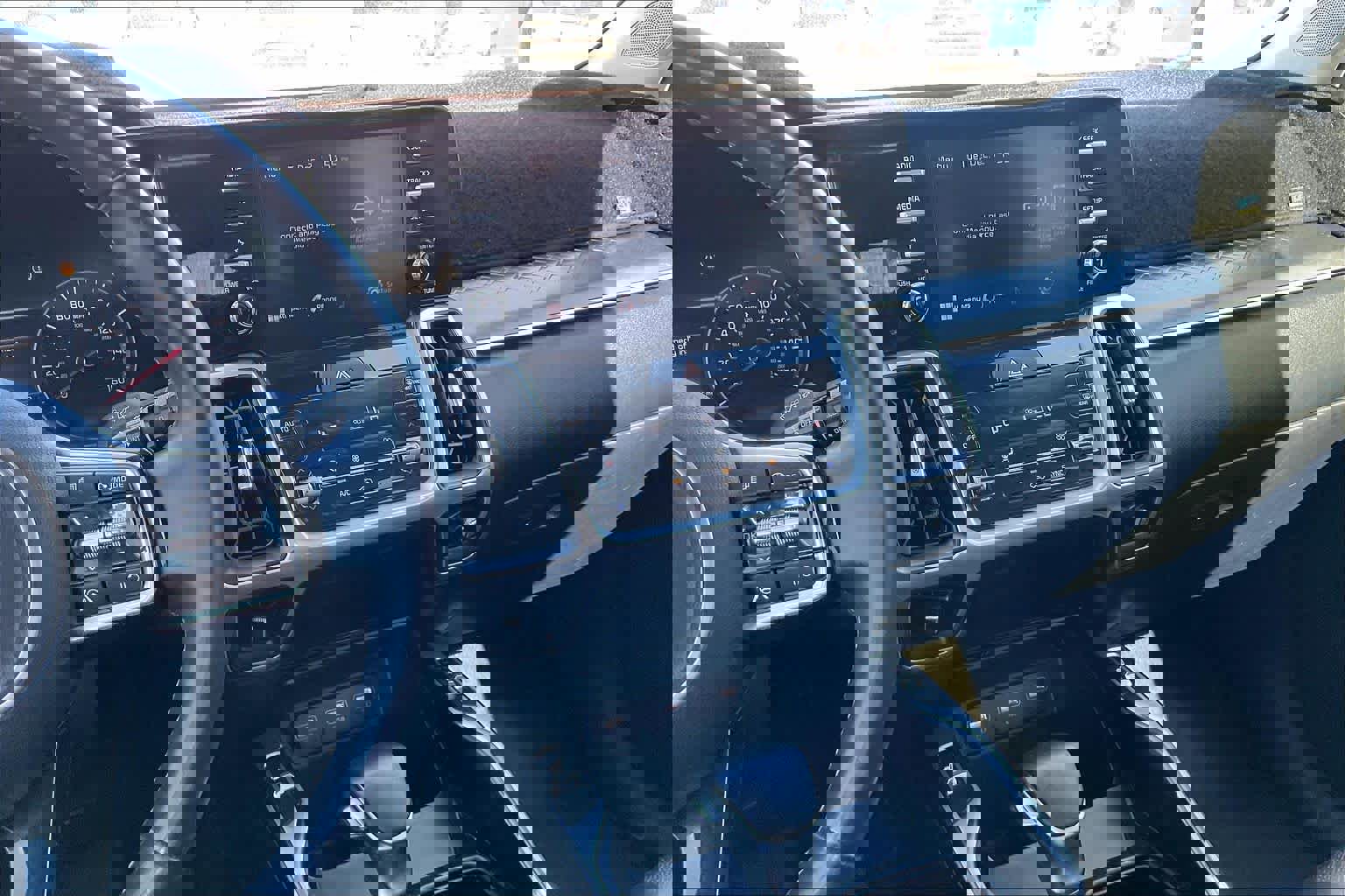 Used 2021 Kia Sorento S image 6