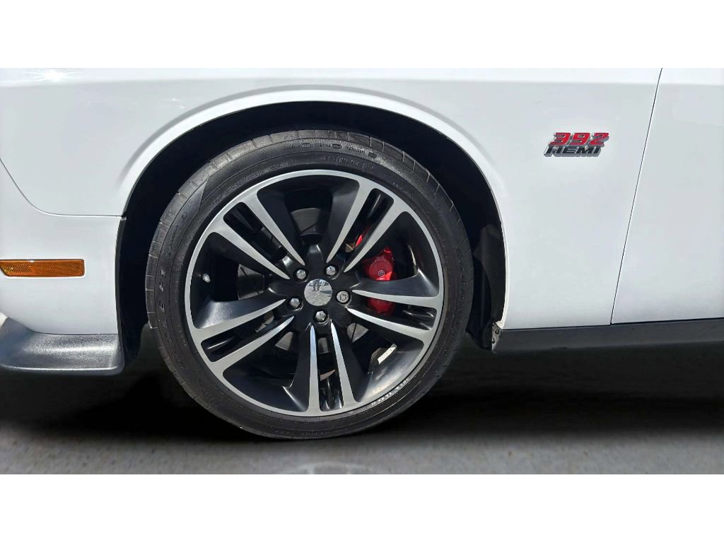 Used 2011 Dodge Challenger SRT8 image 21