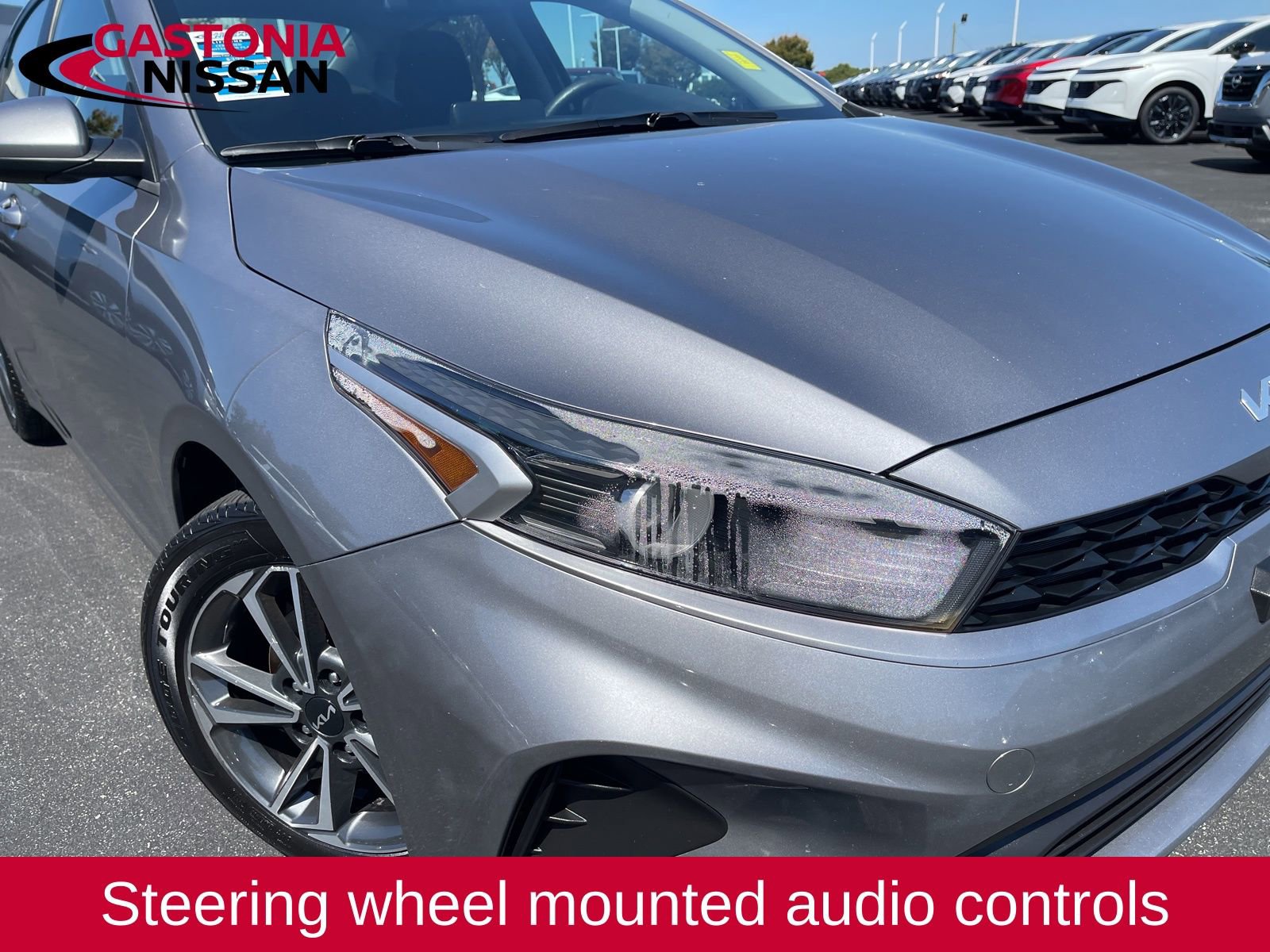 Used 2023 Kia Forte LXS image 3