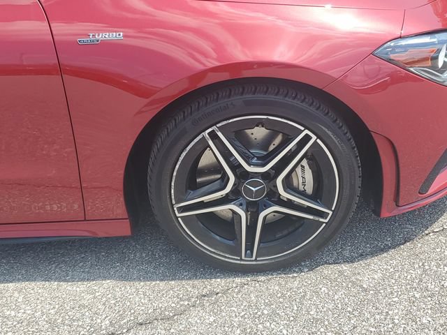 Used 2021 Mercedes-Benz CLA 35 AMG 4MATIC image 5
