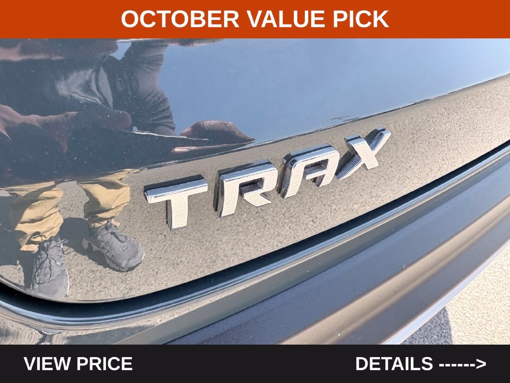 Used 2025 Chevrolet Trax LT FWD image 26