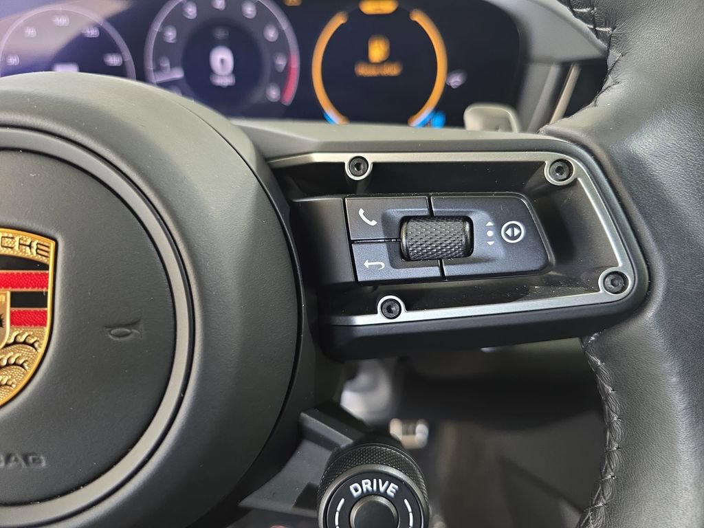 Used 2024 Porsche Cayenne S image 21