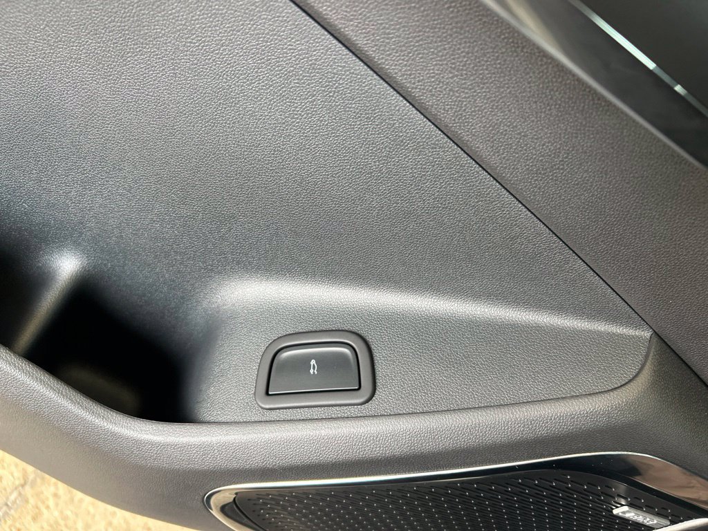Certified 2026 GMC Acadia Elevation FWD image 27