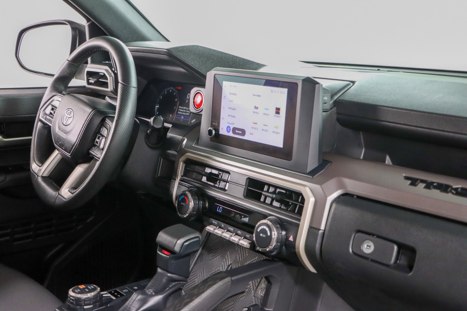 Used 2024 Toyota Tacoma TRD Off-Road AWD/4WD image 25