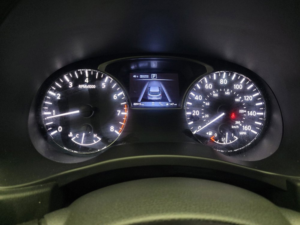 Used 2019 Nissan Pathfinder SL image 23