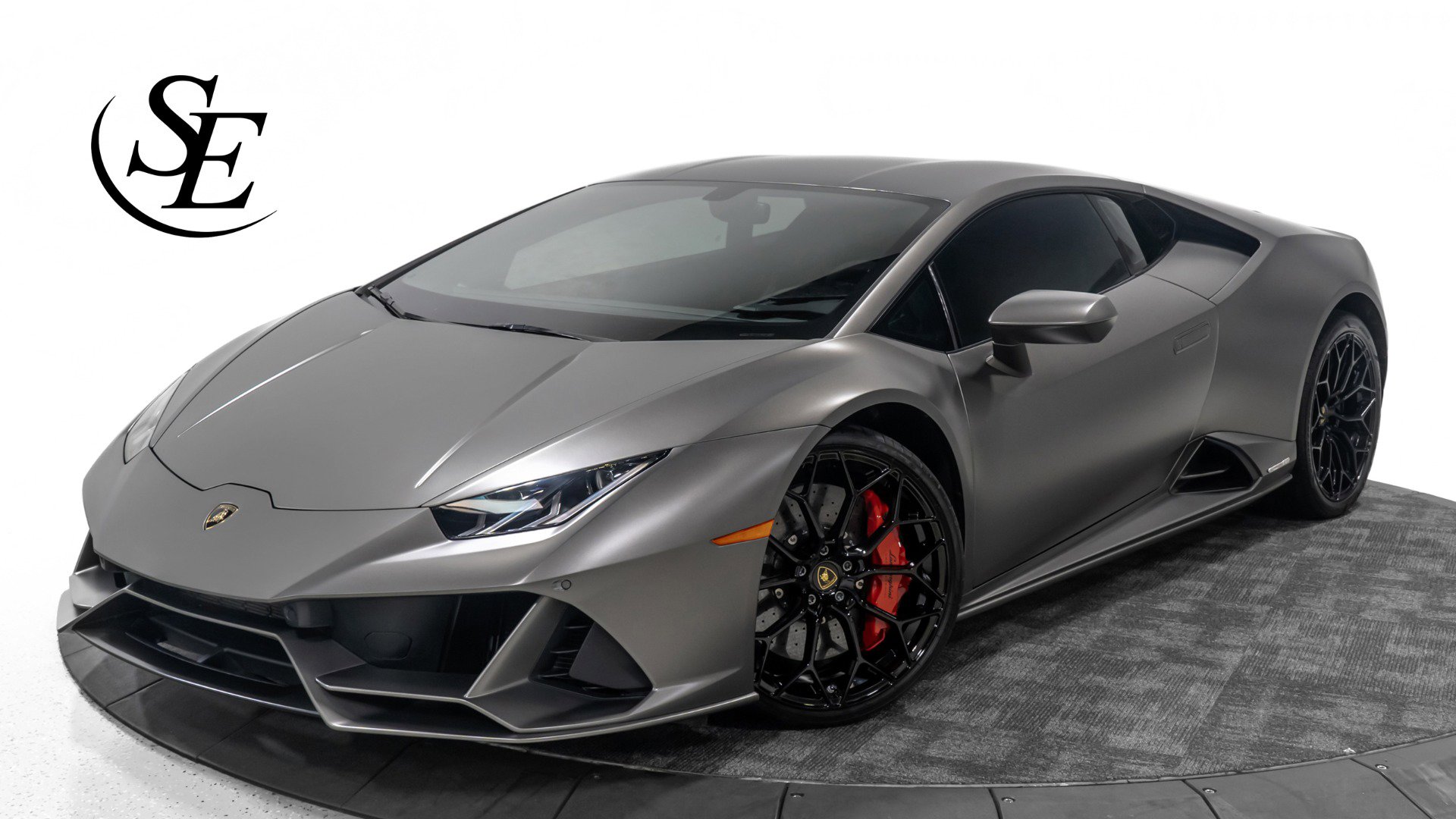 Used 2020 Lamborghini Huracan EVO image 1