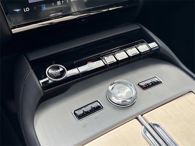 New 2025 Lincoln Navigator Reserve w/ Jet Appearance Package image 31