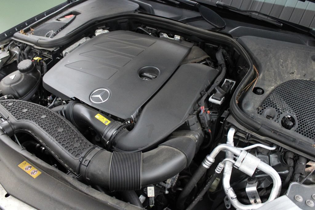 Used 2023 Mercedes-Benz E 350 4MATIC Sedan image 45