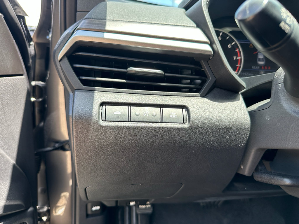 Used 2025 Nissan Altima 2.5 SV FWD image 20