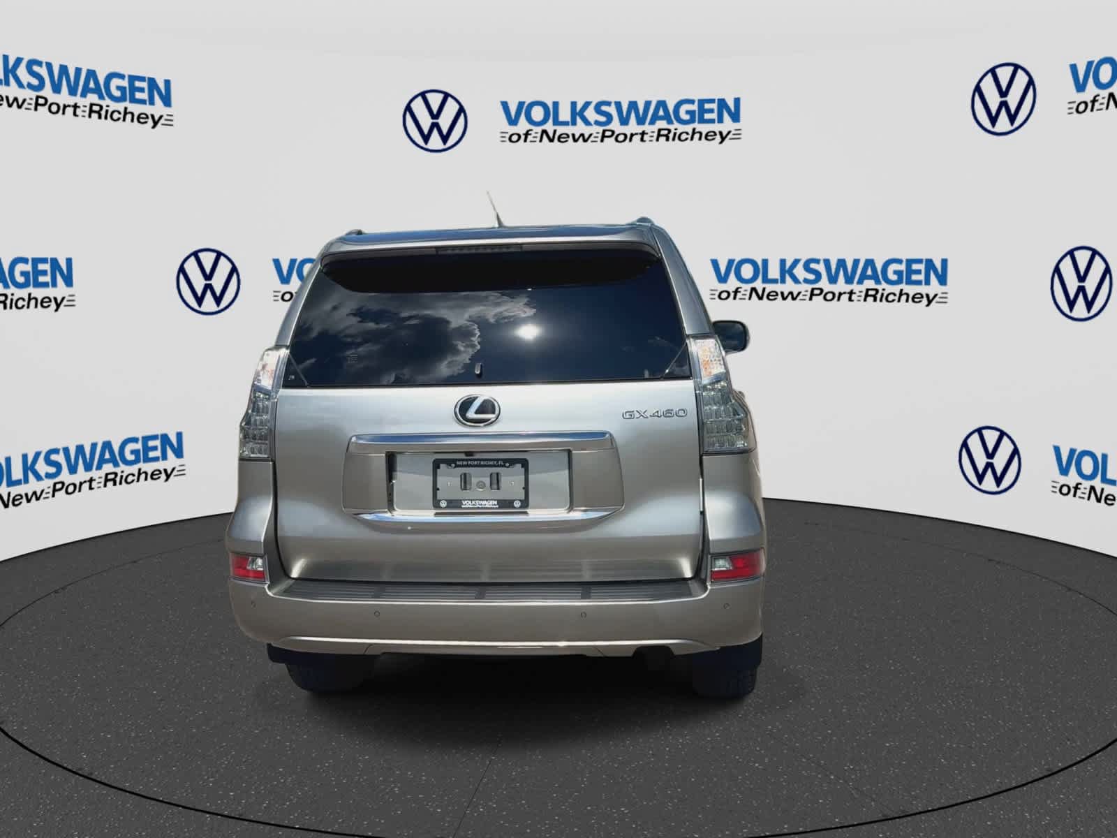 Used 2023 Lexus GX 460 Premium w/ Premium Package AWD/4WD image 7