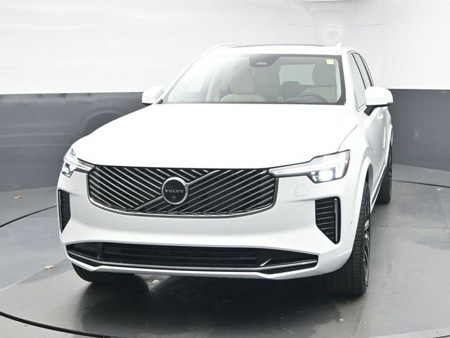 New 2026 Volvo XC90 B6 Ultra w/ Protection Package image 3