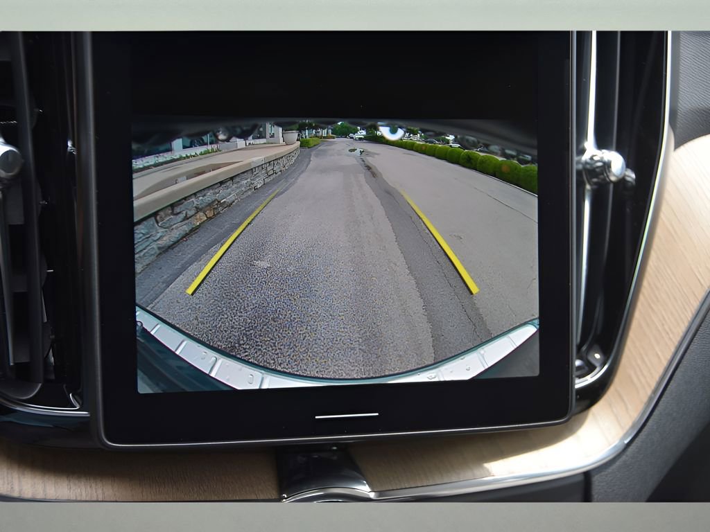 Certified 2026 Volvo XC60 B5 Core w/ Protection Package Premier image 22