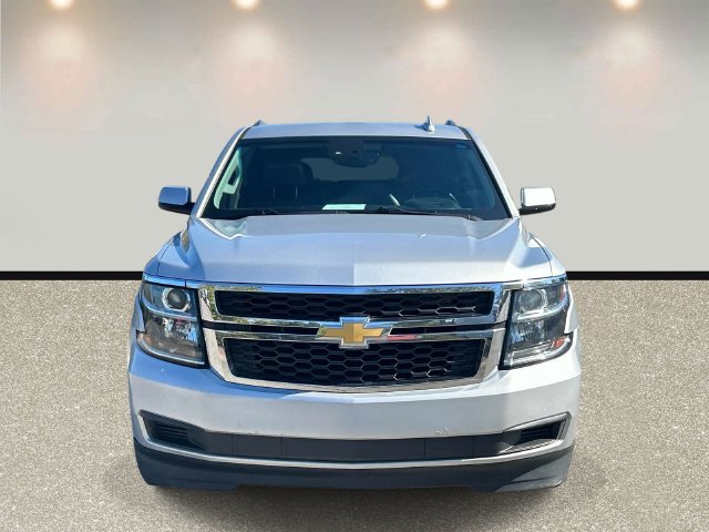 Used 2016 Chevrolet Suburban LT RWD image 2