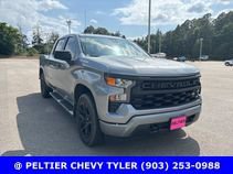 Used 2023 Chevrolet Silverado 1500 Custom image 1