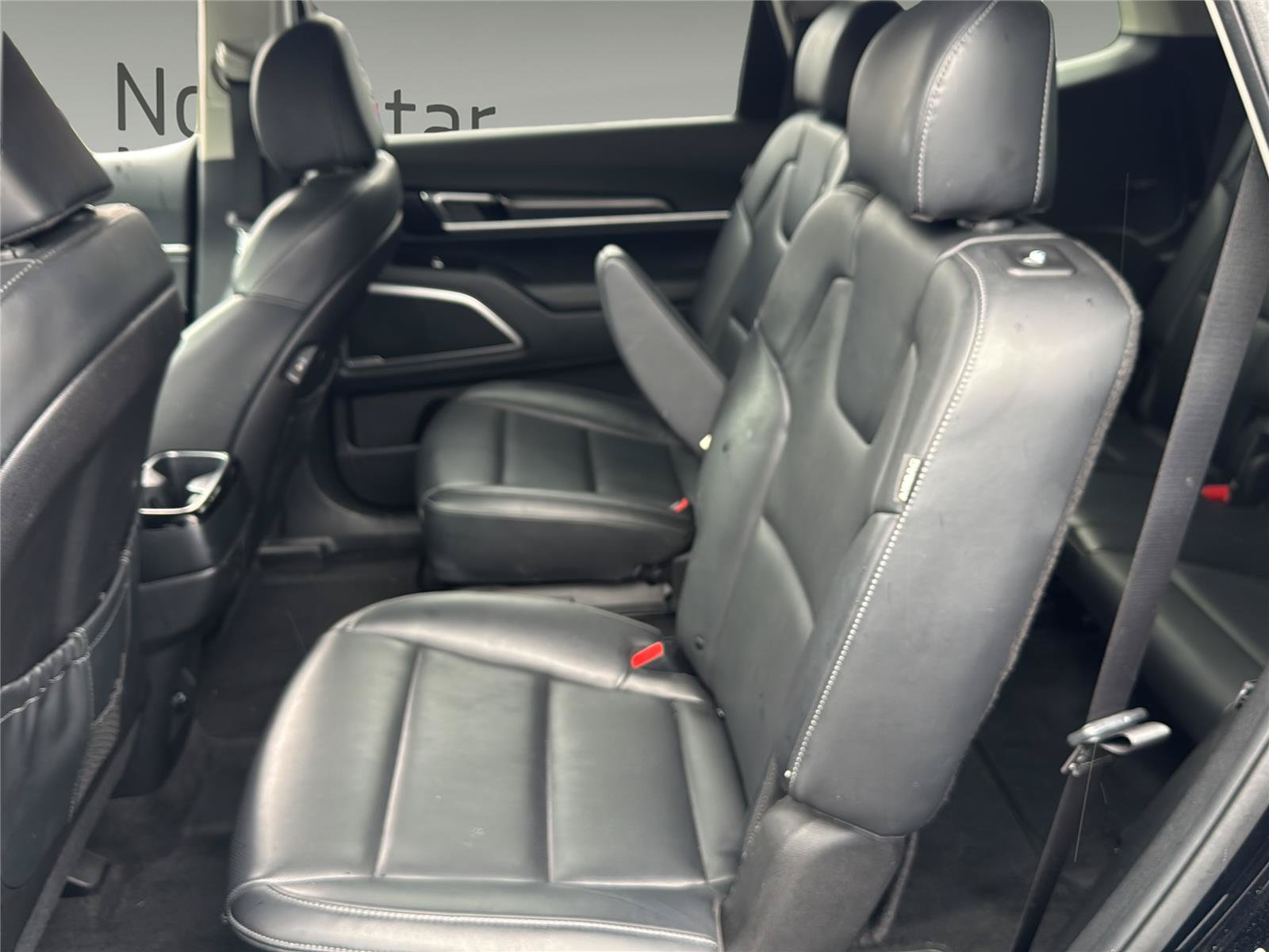 Used 2025 Kia Telluride S AWD/4WD image 17
