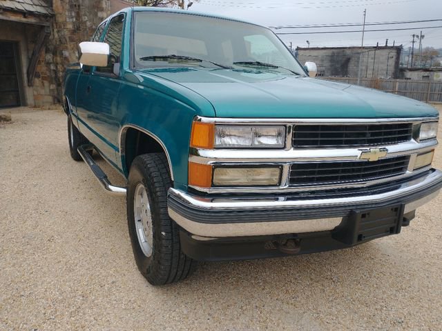 Used 1994 Chevrolet Silverado 1500 4x4 Extended Cab image 2