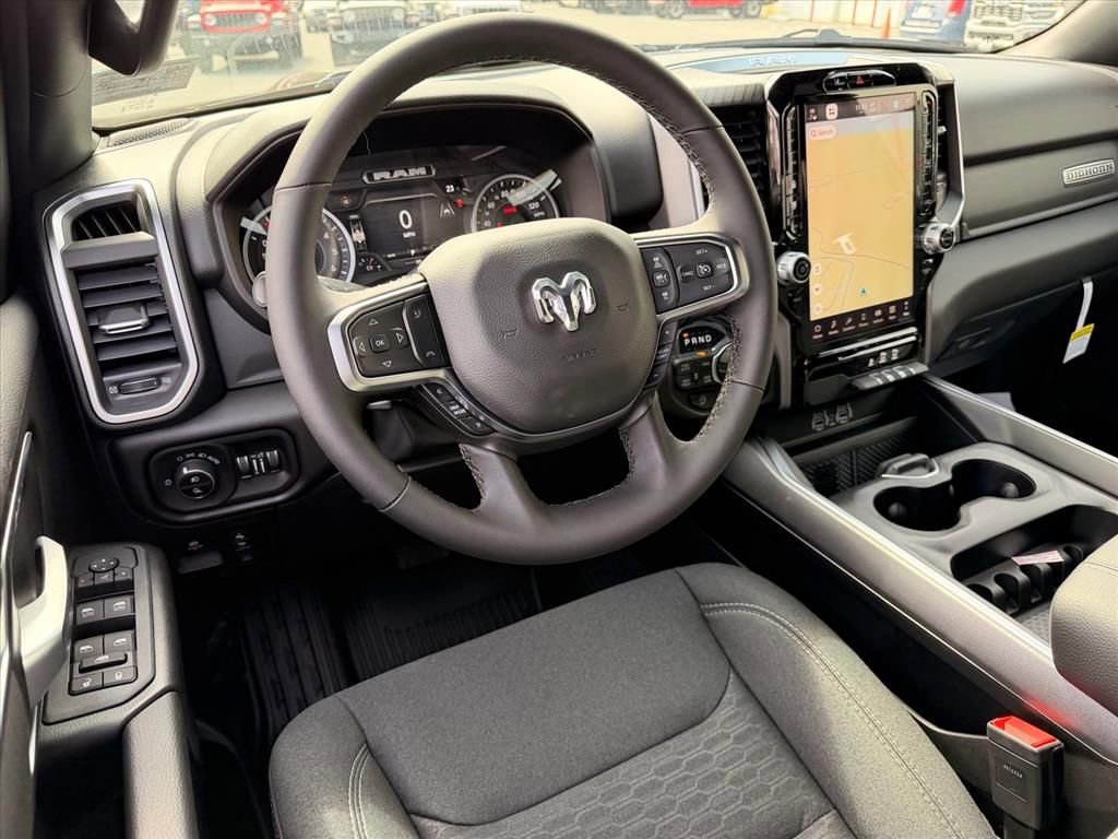 New 2026 RAM 1500 4x4 Crew Cab image 7