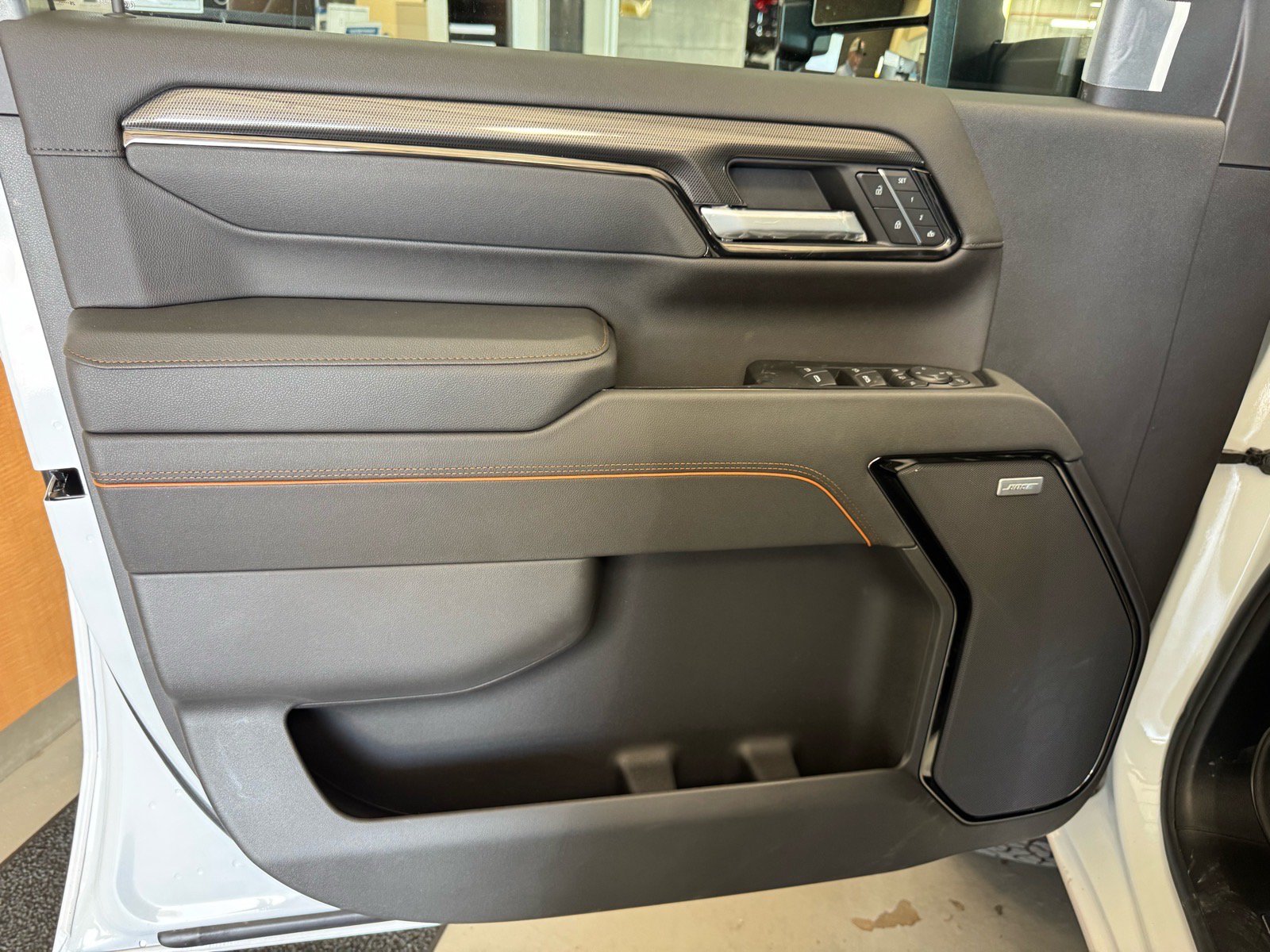 New 2026 GMC Sierra 2500 AT4 w/ AT4 Premium Plus Package AWD/4WD image 17