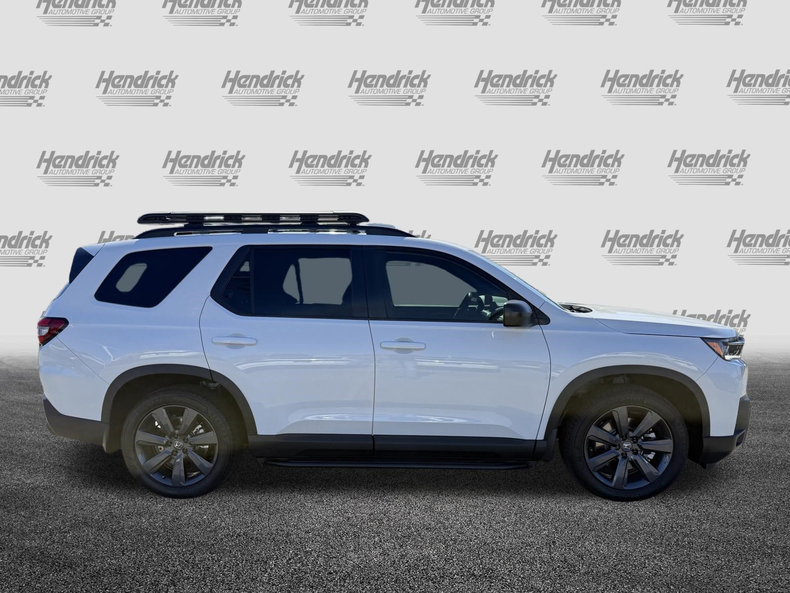 New 2026 Honda Pilot Sport image 11