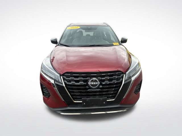 Used 2023 Nissan Kicks SR w/ SR Premium Package FWD image 8