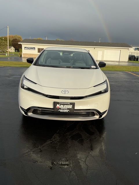 New 2026 Toyota Prius XLE image 2