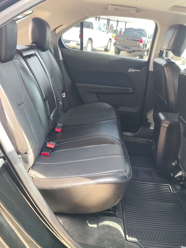 Used 2016 Chevrolet Equinox LTZ w/ Enhanced Convenience Package AWD/4WD image 12