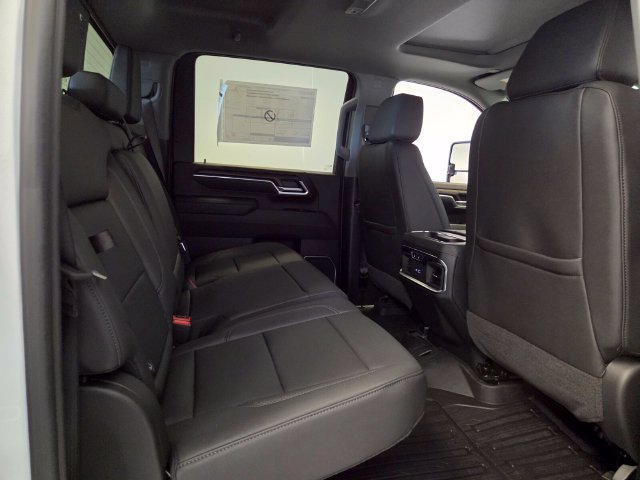 New 2026 GMC Sierra 3500 SLT w/ SLT Premium Package AWD/4WD image 16