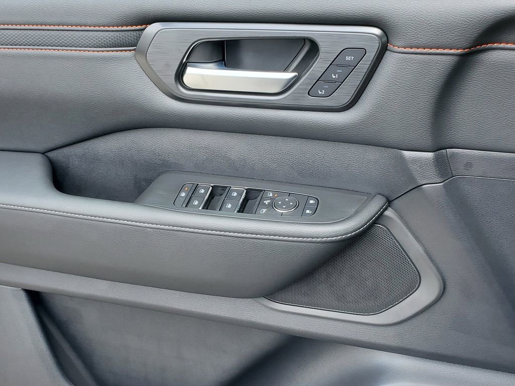 New 2026 Nissan Armada PRO-4X w/ Captain's Chari Seat Package image 20