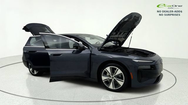 Used 2025 Audi A6 e-tron Premium Plus w/ Premium Plus RWD image 10