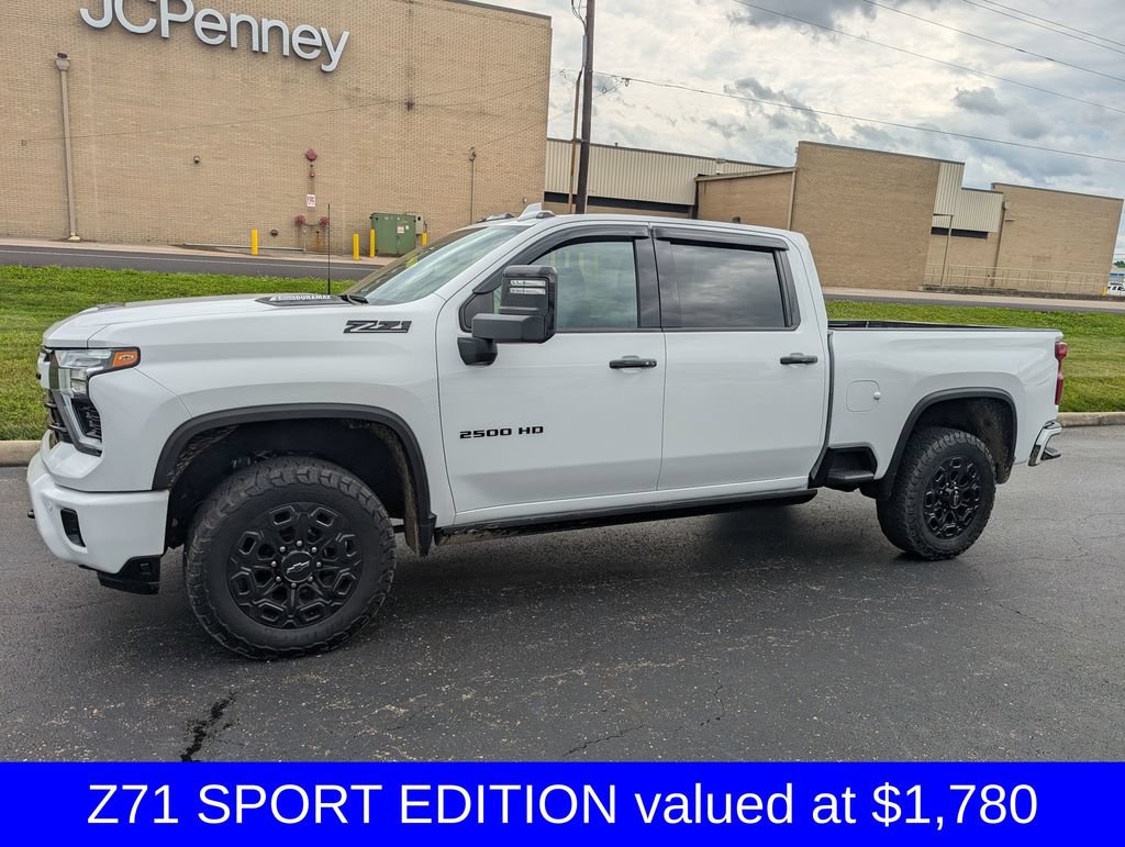 Used 2024 Chevrolet Silverado 2500 LTZ w/ LTZ Plus Package AWD/4WD image 5