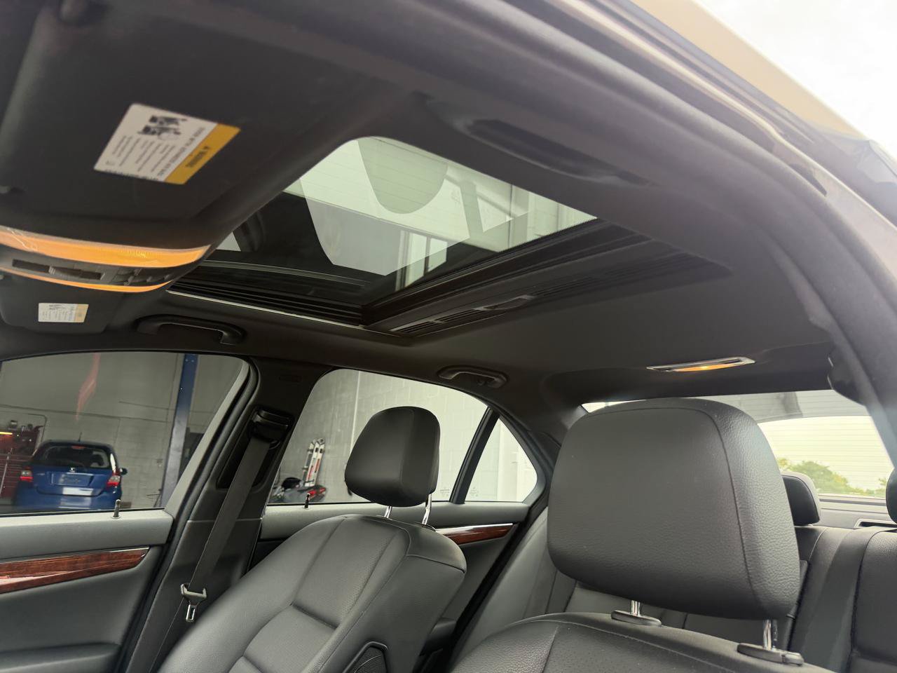 Used 2011 Mercedes-Benz C 300 4MATIC Sedan image 13
