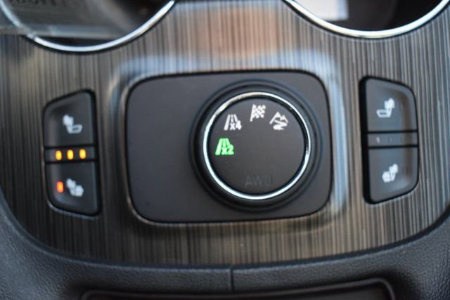 Used 2020 GMC Acadia SLT AWD/4WD image 27