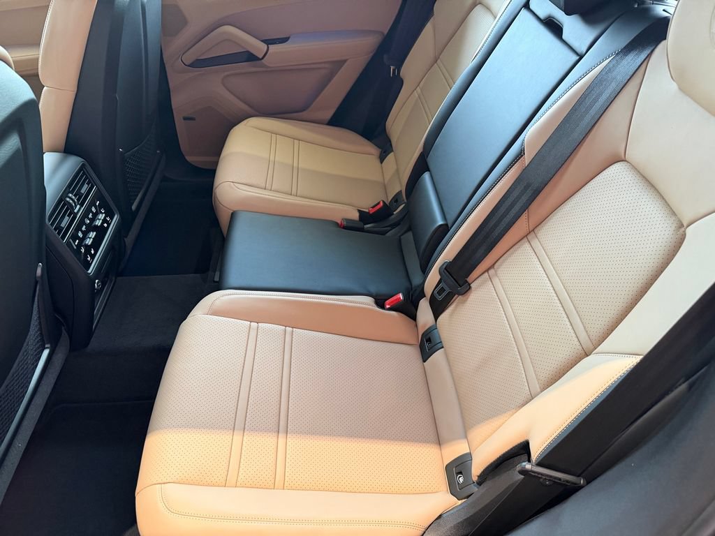 New 2026 Porsche Cayenne S AWD/4WD image 29