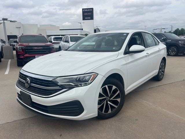 Used 2024 Volkswagen Jetta S FWD image 2