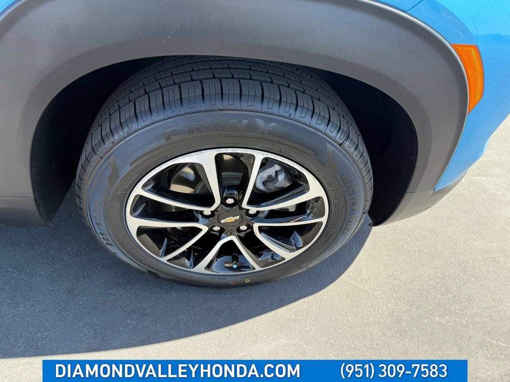 Used 2025 Chevrolet TrailBlazer LT FWD image 27