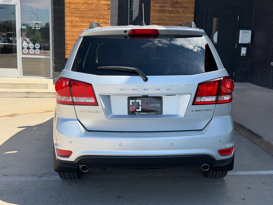 Used 2014 Dodge Journey Limited w/ Flexible Seating Group FWD image 13