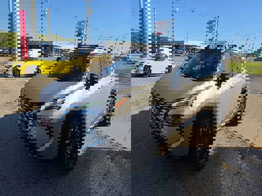 New 2026 Nissan Rogue Platinum image 10