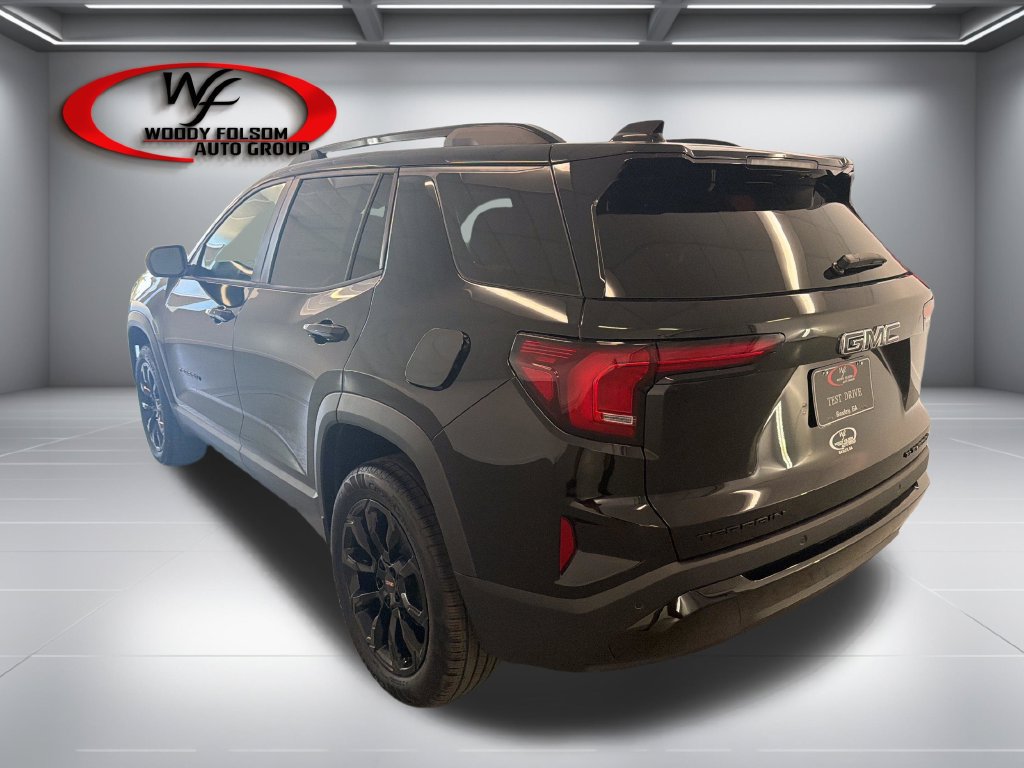 New 2027 GMC Terrain Elevation w/ Elevation Premium Package FWD image 8