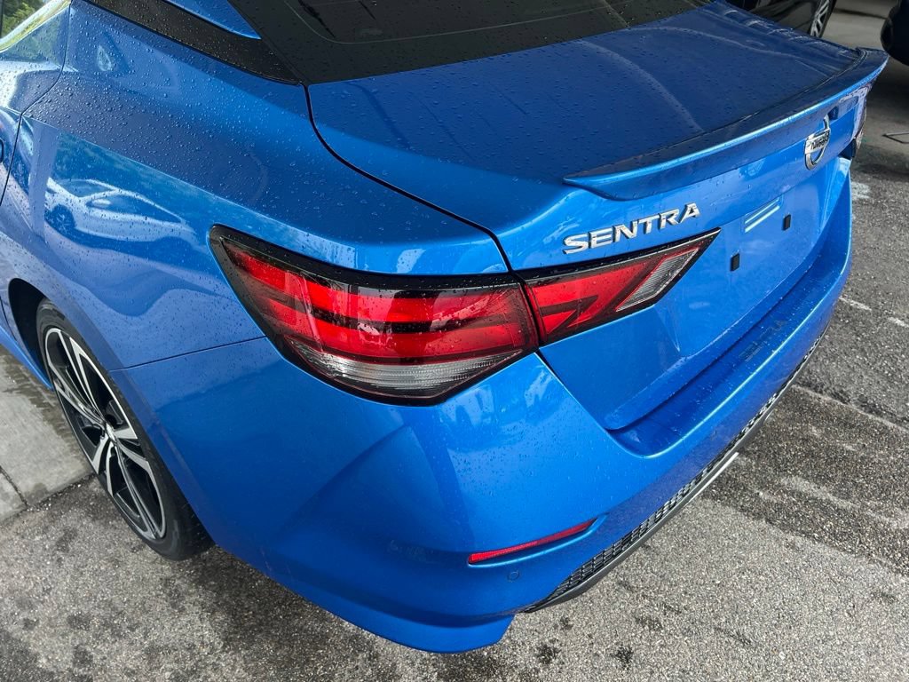 Used 2020 Nissan Sentra SR w/ Premium Package FWD image 33