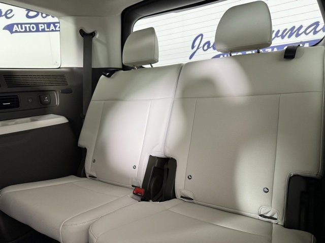 Used 2024 Hyundai Santa Fe Calligraphy image 16