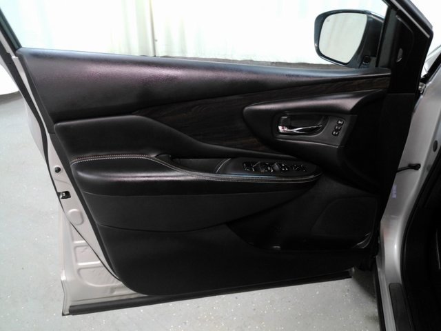 Used 2024 Nissan Murano Platinum w/ Cargo Package image 16