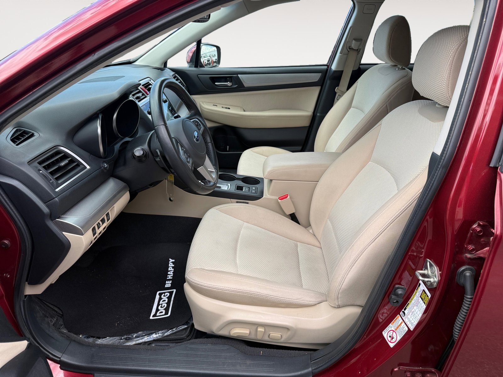 Used 2016 Subaru Outback 2.5i Premium image 10