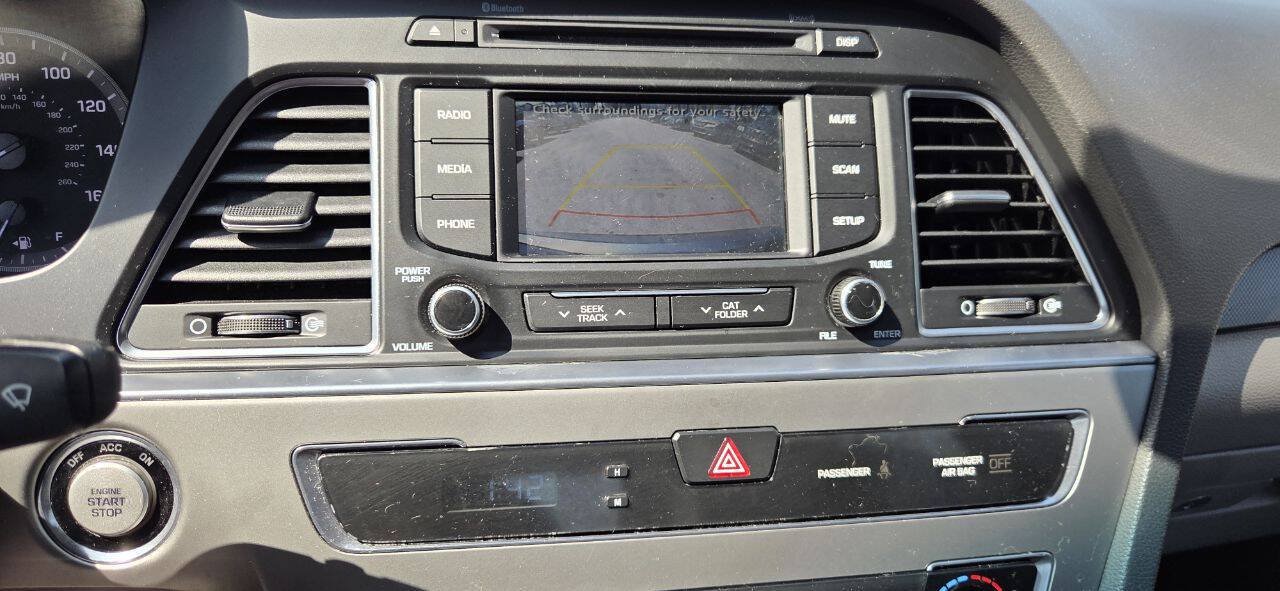 Used 2015 Hyundai Sonata Sport w/ Option Group 03 FWD image 22