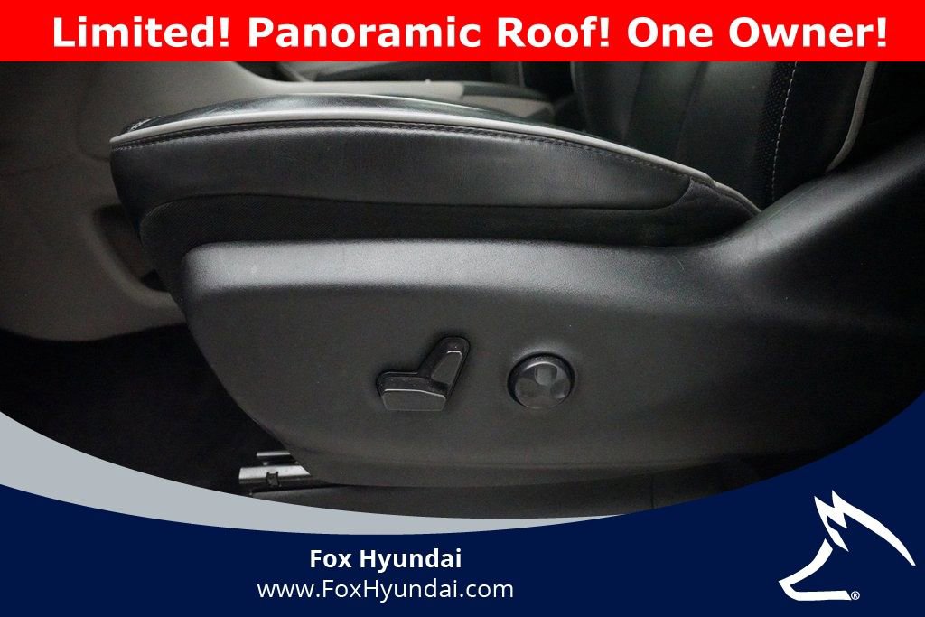 Used 2024 Chrysler Pacifica Limited image 30