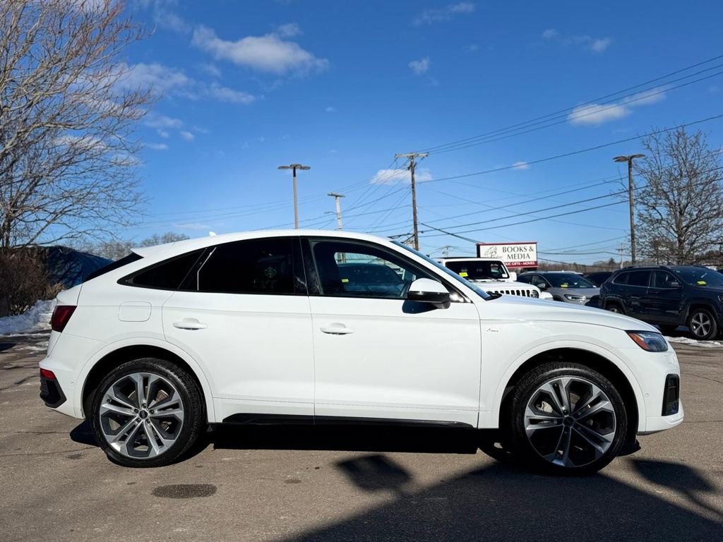 Used 2023 Audi Q5 2.0T Prestige w/ Prestige Package image 7