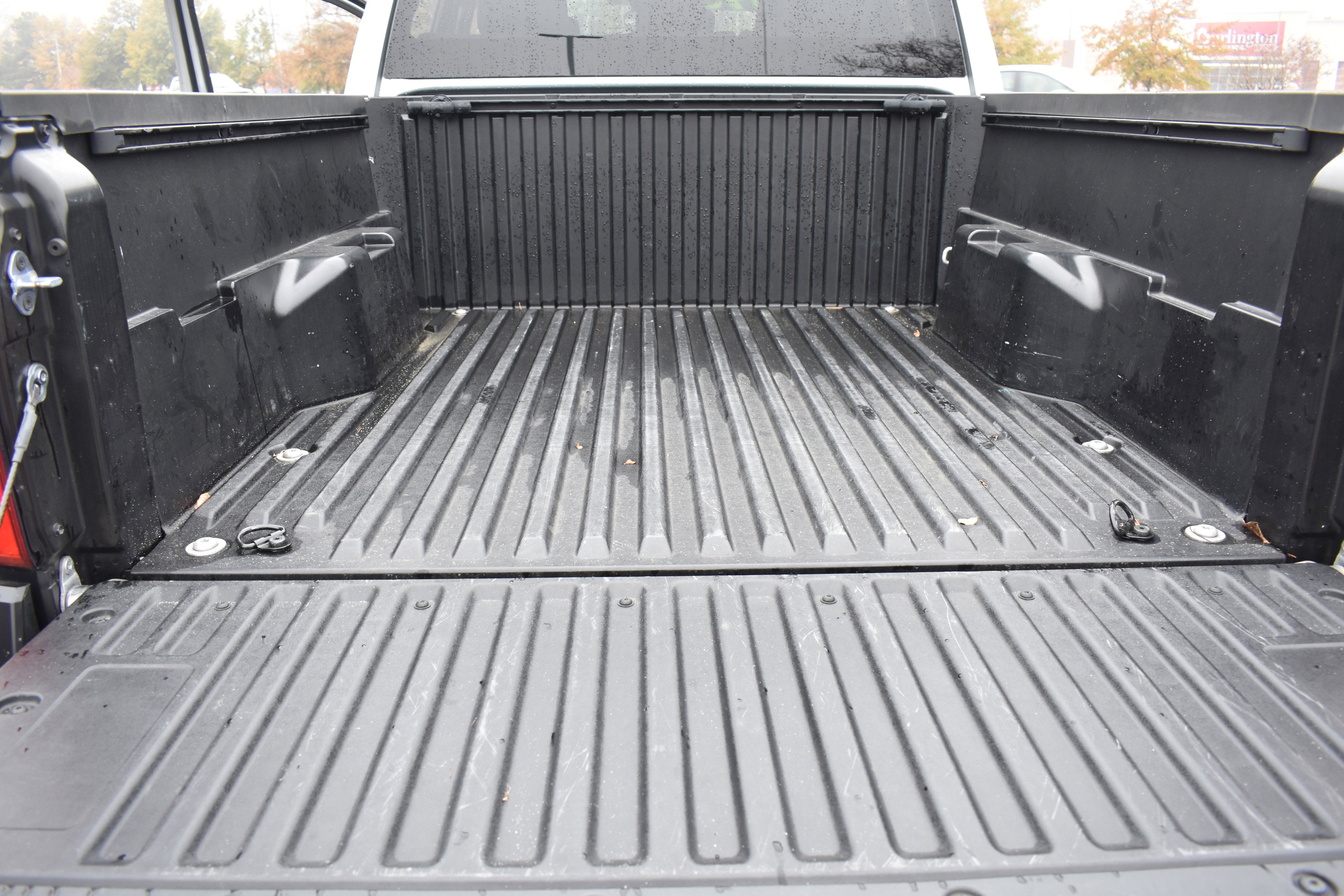 Used 2024 Toyota Tacoma SR image 31