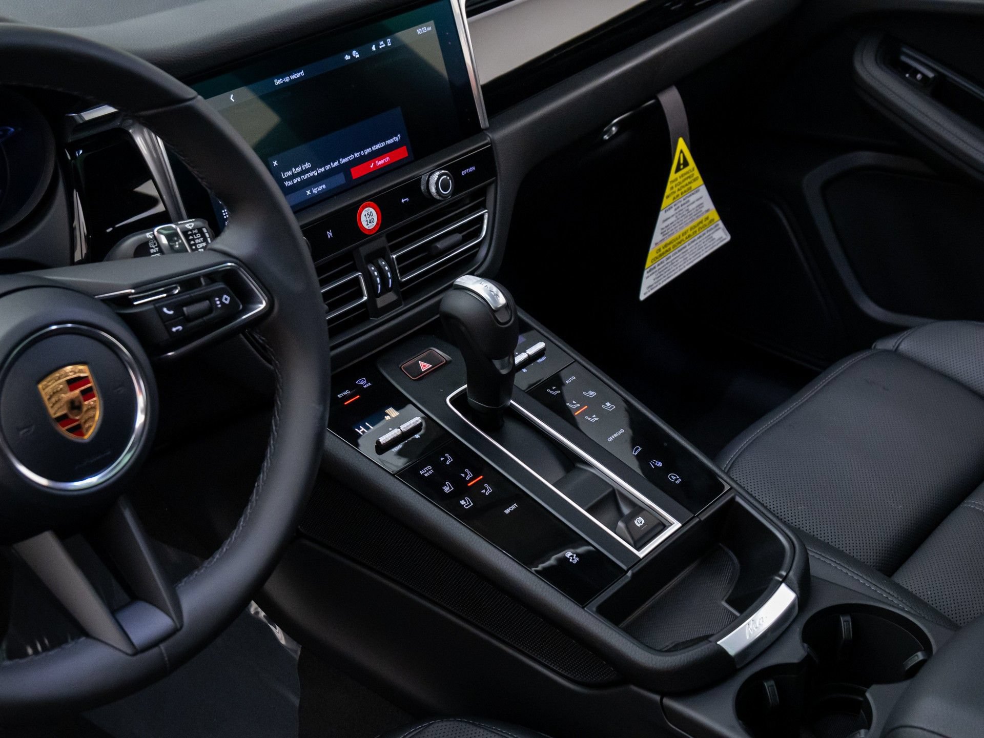 Certified 2026 Porsche Macan AWD/4WD image 21