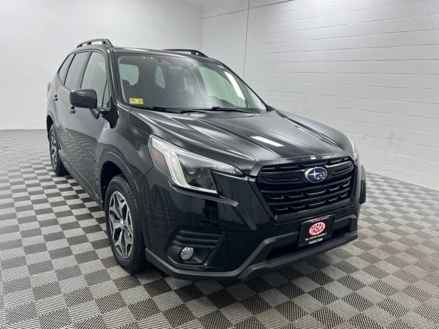 Used 2023 Subaru Forester Premium AWD/4WD image 1