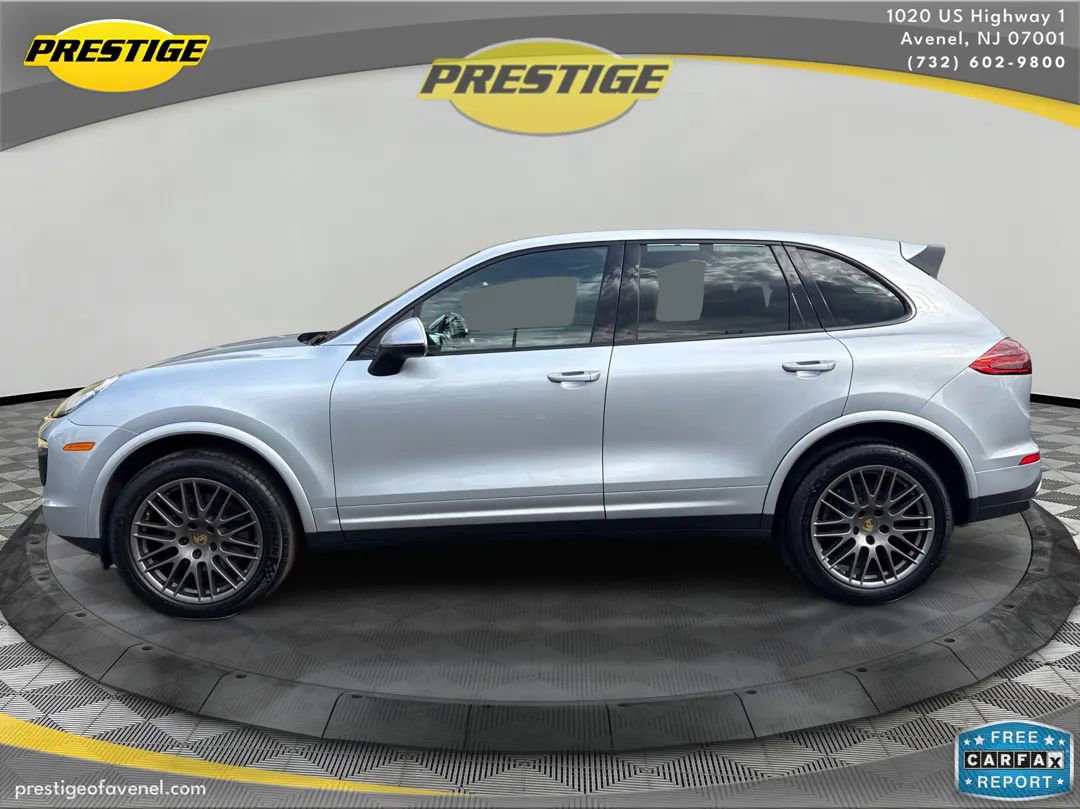 Used 2017 Porsche Cayenne Platinum Edition AWD/4WD image 8