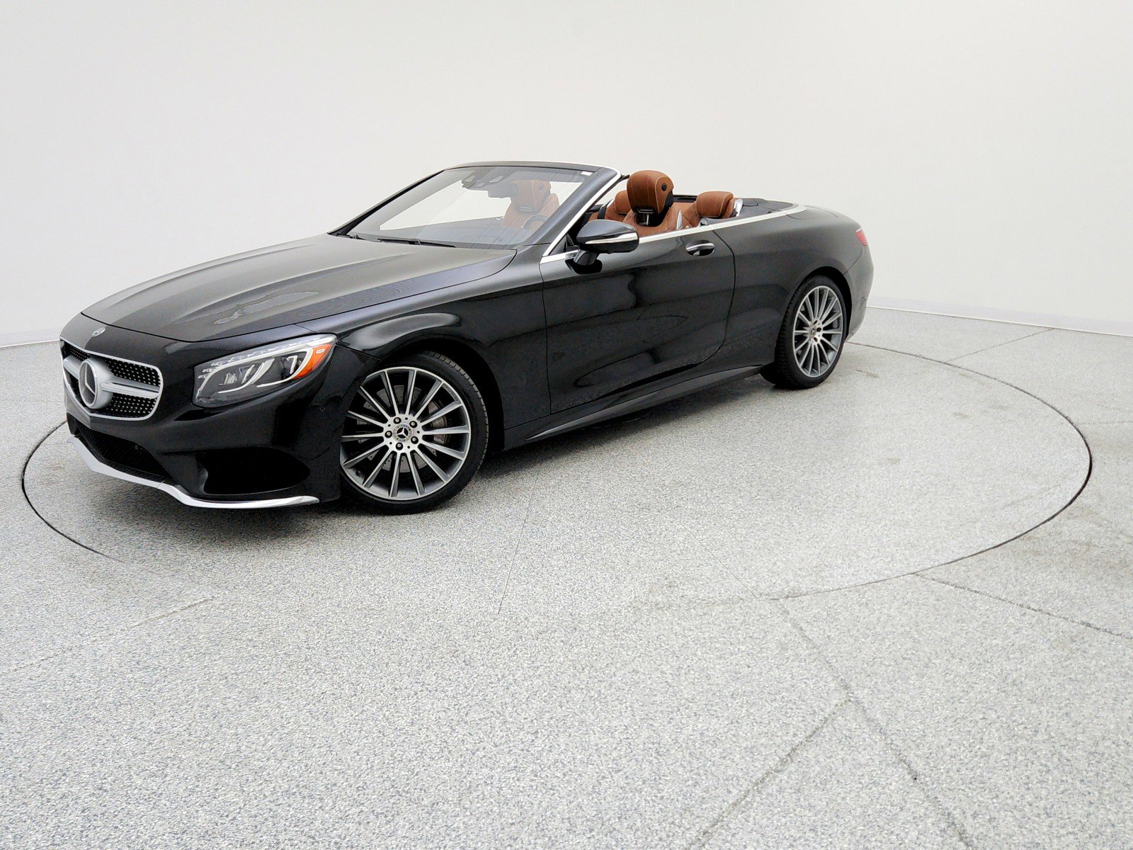 Used 2017 Mercedes-Benz S 550 Cabriolet image 1